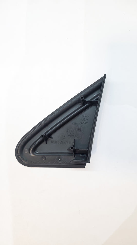 Acabamento de Suporte de Espelho Retrovisor POLO, Lado Direito (Passageiro) - 6Q0853274A9B9