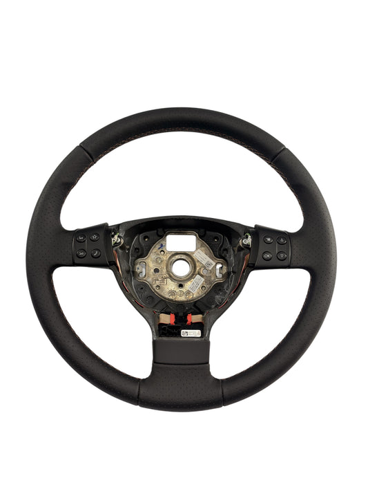 Volante em couro perfurado Golf MK5 GTI - Compativel com qualquer VW